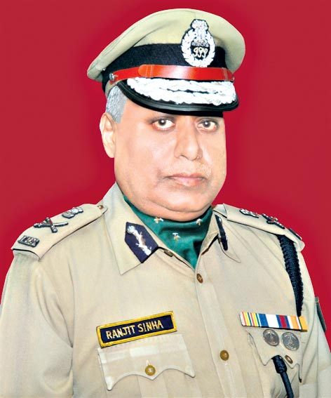 కరోనాతో సీబీఐ మాజీ డైరెక్టర్‌ రంజిత్‌ సిన్హా మృతి