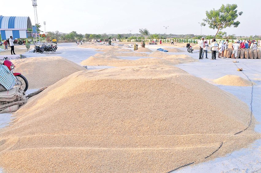 కొనుగోళ్ల పండుగ