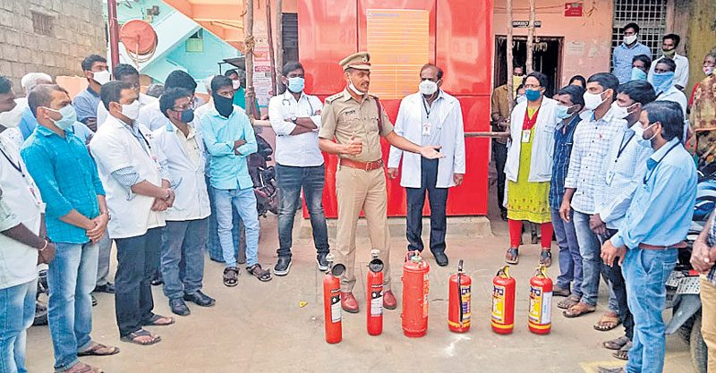 అప్రమత్తతోనే ప్రమాదాల నివారణ