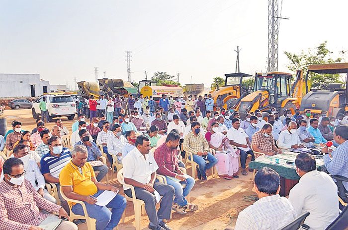 600 ఎకరాల్లో మోడల్‌ కాలనీ