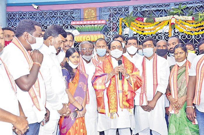 నాచగిరి క్షేత్రాన్ని అభివృద్ధి చేస్తాం