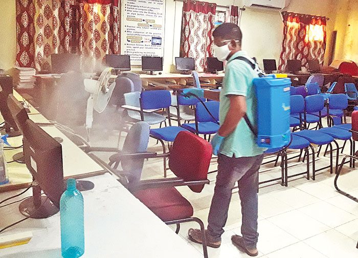 ఈనెల 27 నుంచి మే 31 వరకు సెలవులు