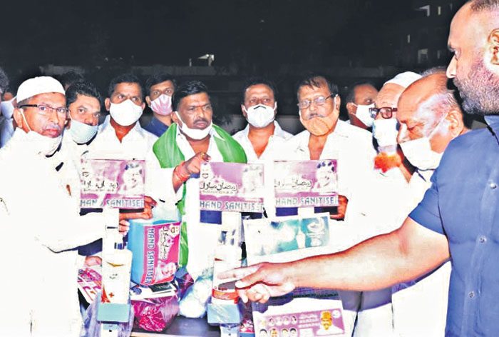 కొవిడ్‌ నిబంధనలను పాటిద్దాం