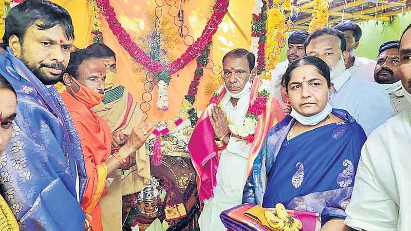 నల్ల పోచమ్మ ఆలయ అభివృద్ధికి కృషి