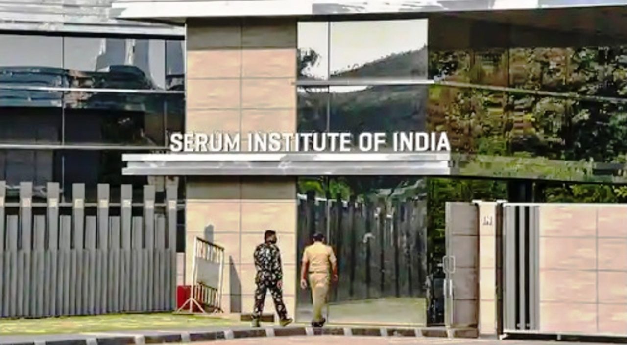 యూకేలో సీరం 2500 కోట్ల పెట్టుబ‌డులు