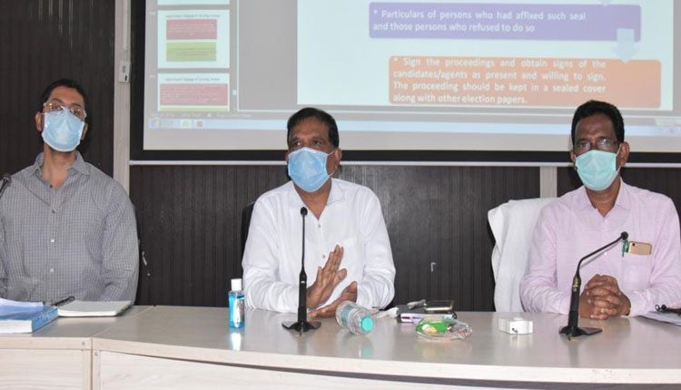 14 టేబుళ్లు.. 25 రౌండ్లు