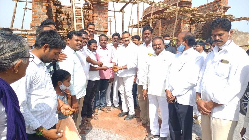 లింగమంతుల ఆలయ అభివృద్ధికి కృషి