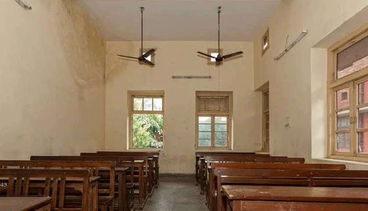 ఢిల్లీ స్కూల్స్‌కు రేప‌టి నుంచి జూన్ 9 వ‌ర‌కు వేస‌వి సెల‌వులు