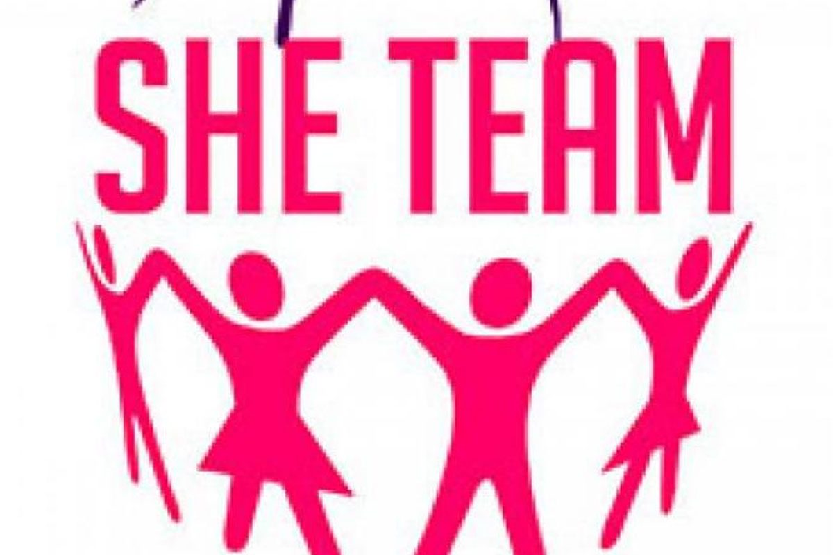 షీటీమ్స్‌ పోలీసులకు స్కూటీలు పంపిణీ