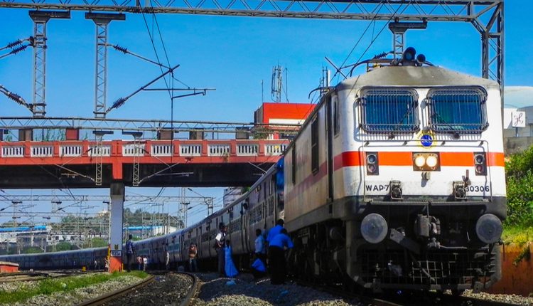 పట్టాలెక్కనున్న మరో ఐదు ప్రత్యేక రైళ్లు