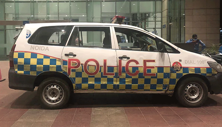 అరెస్ట్ భ‌యంతో బాత్రూమ్‌ కిటికీలోంచి దూకిన క్రిమిన‌ల్..