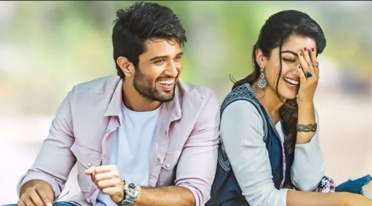 మ‌ళ్లీ స్క్రీన్ పై హిట్ పెయిర్ సంద‌డి..!