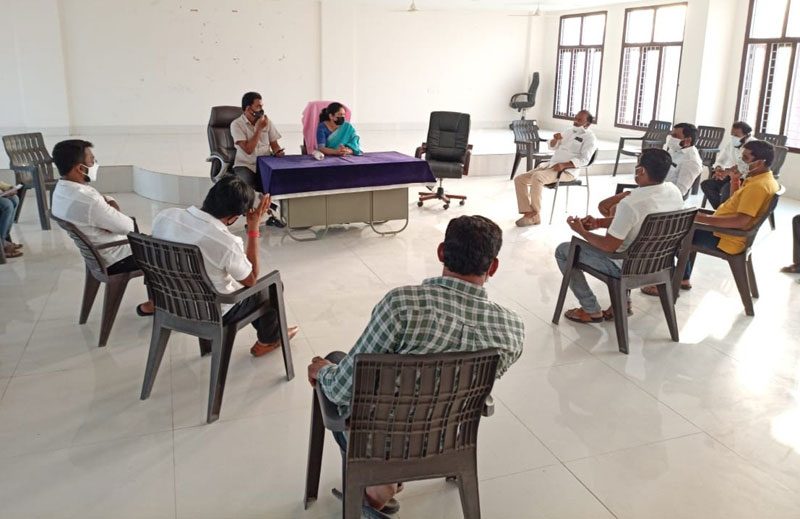 అఖిలపక్ష సమావేశం నిర్వహిద్దాం