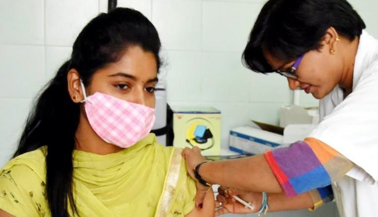 Corona Vaccine: వ్యాక్సిన్ తొలి డోసు తీసుకున్న త‌ర్వాత రెండో డోసు ఎప్పుడు తీసుకోవాలి?