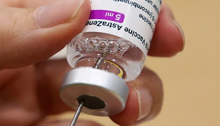 పిల్లలపై ఆస్ట్రాజెనెకా వ్యాక్సిన్‌ ట్రయల్స్‌కు బ్రేక్‌..