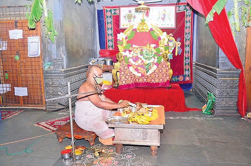 యాదాద్రిలో వైభవంగా నిత్యోత్సవాలు