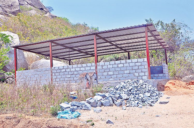 అంతులేని నిర్లక్ష్యం