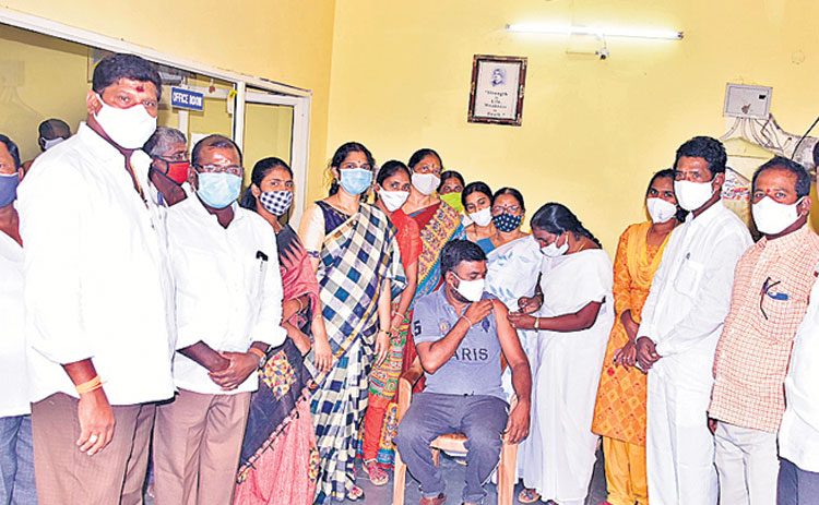 వ్యాక్సిన్‌ సురక్షితమే