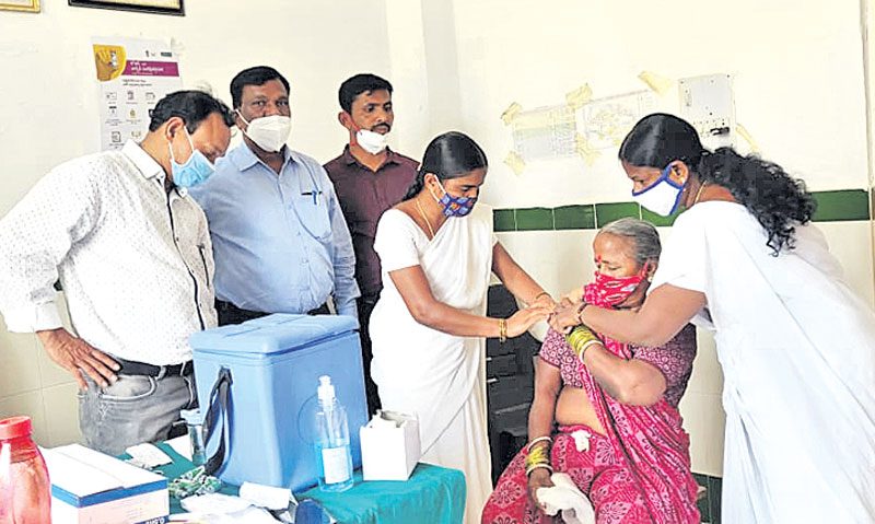 కొవిడ్‌ టీకాపై అపోహలొద్దు