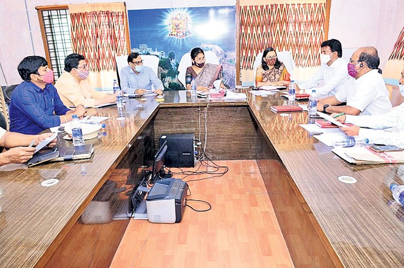 రైతుల‌కు వ‌స‌తులు క‌ల్పించాలి