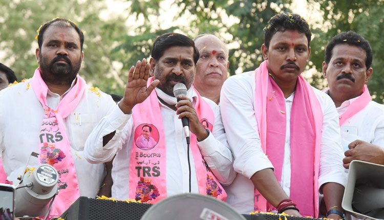 కేసీఆర్‌ పాలనలోనే బీళ్లకు నీళ్లు