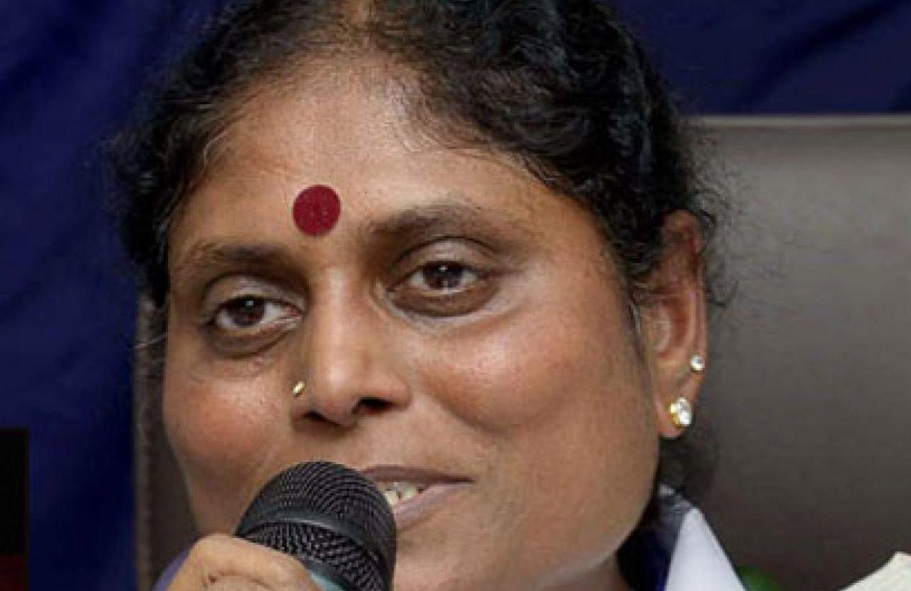 వైఎస్ వివేకా హ‌త్య కేసుపై విజ‌య‌మ్మ ఏమ‌న్నారంటే!