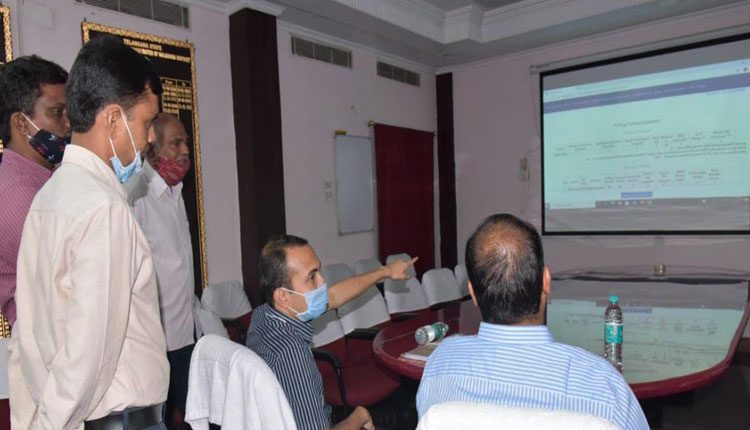 ఈవీఎంలు మూడింతలు