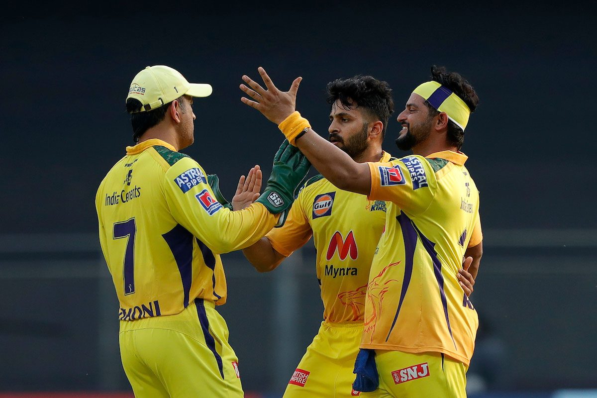 IPL 2021: స్వల్ప వ్యవధిలోనే కోహ్లీ, పడిక్కల్‌ ఔట్‌