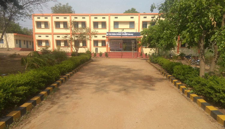 బడులకు నిధులు ఉమ్మడి ఆదిలాబాద్‌ జిల్లాకు రూ.5.91 కోట్లు