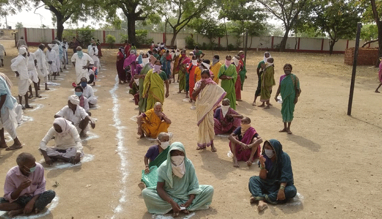 ‘టీకా’కు క్యూ