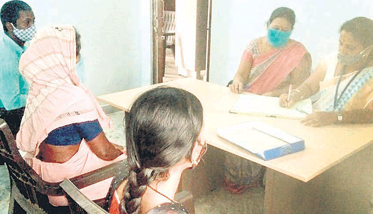 ‘సఖీ’.. భరోసా నింపి..