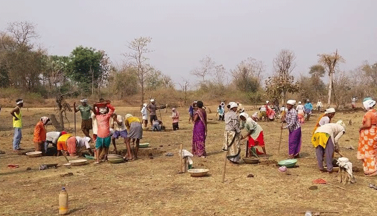 ఆపత్కాలంలో అండగా ఉపాధిహామీ