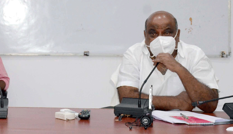 వ్యాక్సినేషన్‌తో కొవిడ్‌ తగ్గుముఖం