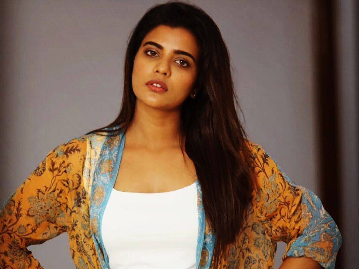 ఐశ్వర్య రాజేష్‌ చేతిలో అరడజన్‌ సినిమాలు