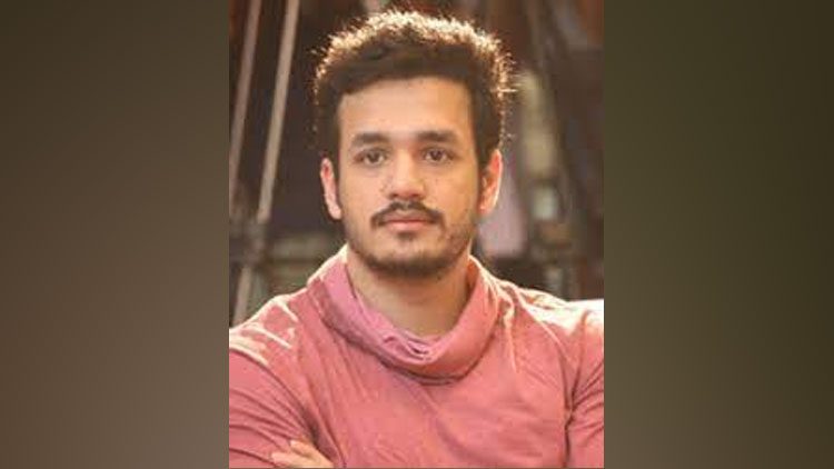 అఖిల్ ఆశ‌లు ఇప్ప‌ట్లో ఫ‌లించేనా..?