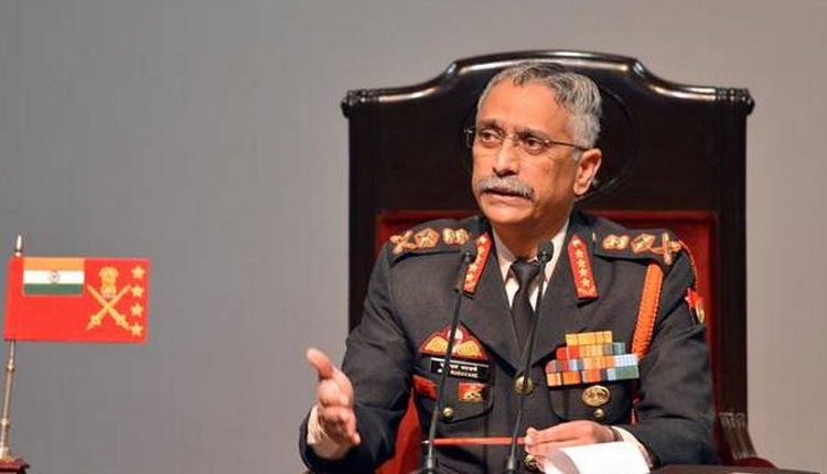 బంగ్లాదేశ్‌ ఆర్మీ అధికారులతో ఆర్మీ చీఫ్‌ నారావణే భేటీ