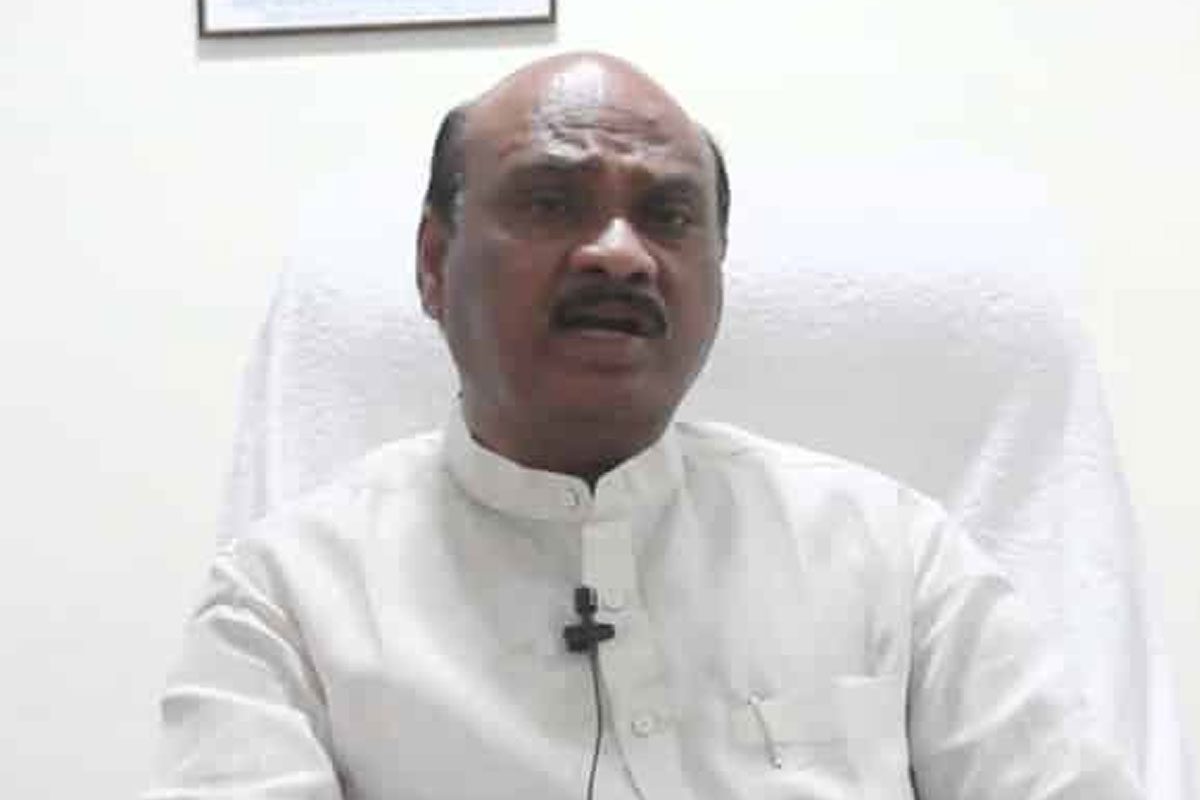 దొంగ ఓట్లు వేయించుకోవడం దారుణం : అయ్యన్నపాత్రుడు