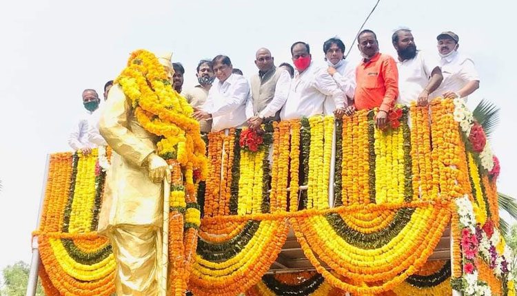 బాబూ జగ్జీవన్ రామ్‌కు వినోద్ కుమార్ నివాళులు