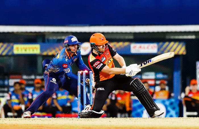 మూడోదీ పాయే..