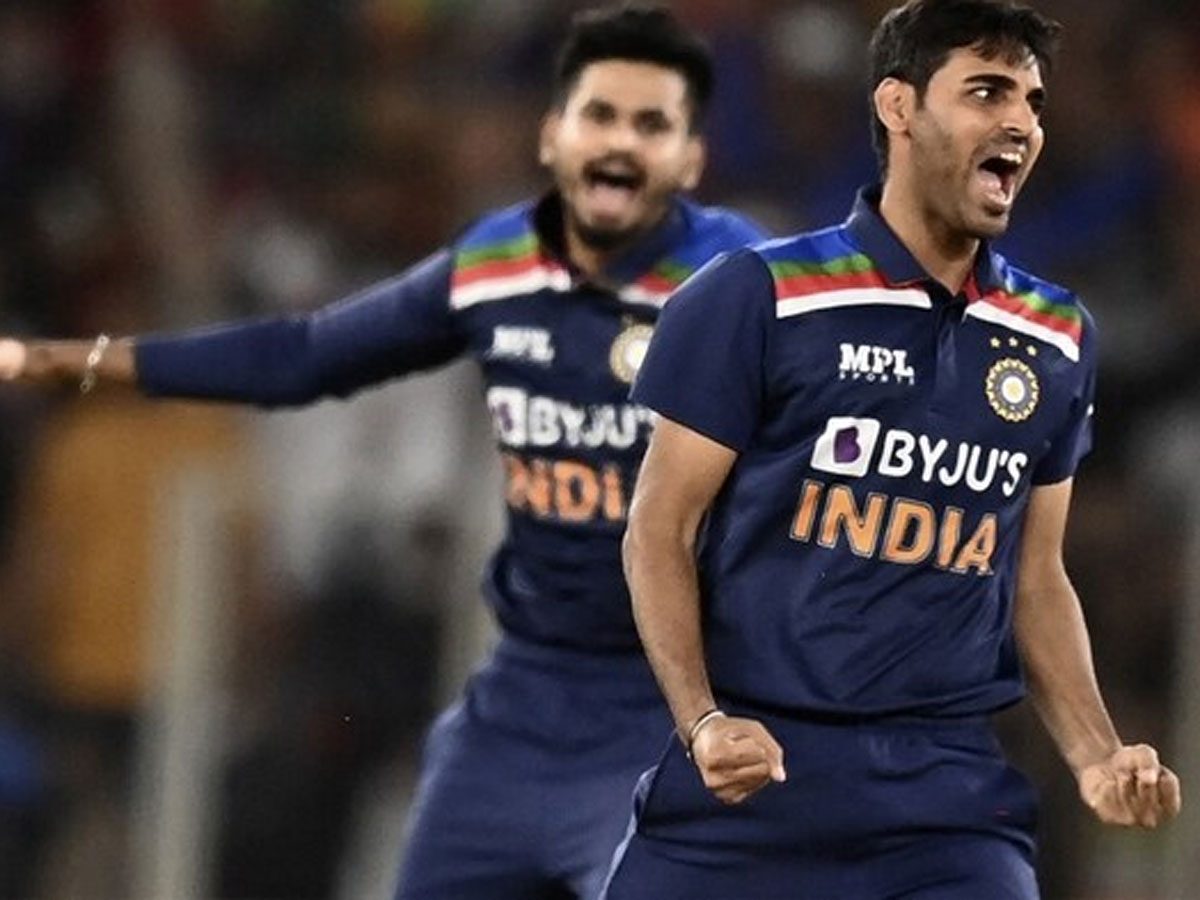 ఐసీసీ ప్లేయ‌ర్ ఆఫ్ ద మంత్‌గా భువనేశ్వర్‌ కుమార్‌