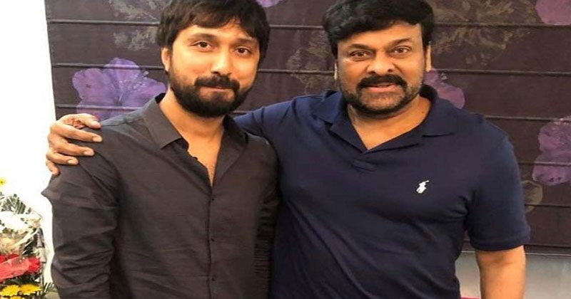 చిరంజీవితో ఠాగూర్ లాంటి చిత్రం ప్లాన్ చేస్తున్న యంగ్ డైరెక్టర్