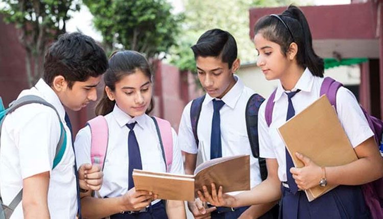 యథావిధిగా సీబీఎస్‌ఈ సిలబస్‌.. తగ్గింపులేమి లేవు