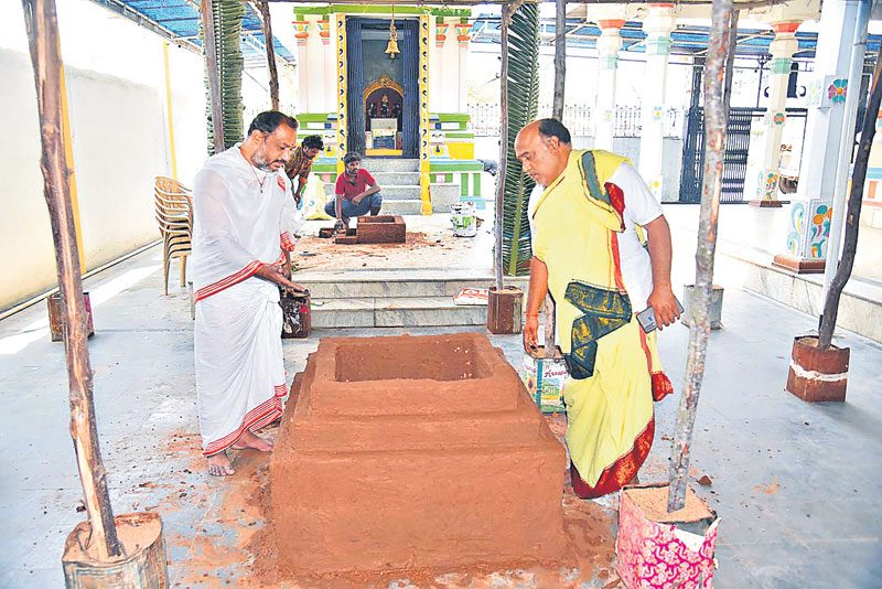 నేటి నుంచి చతుర్వేద సదస్సు