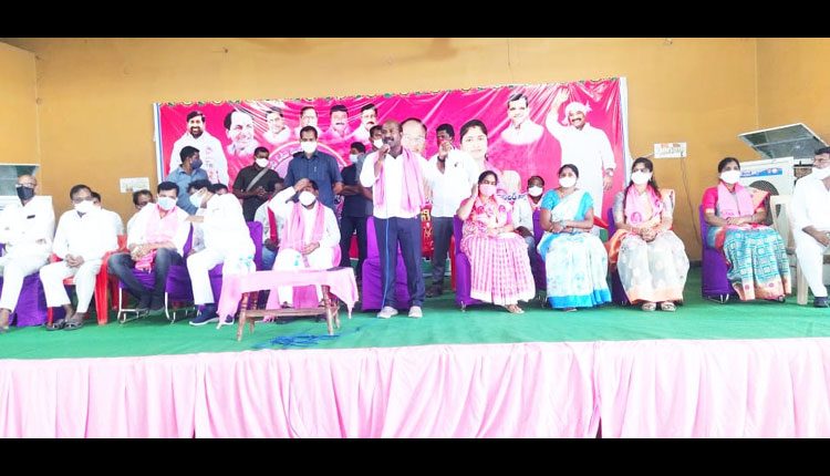 న‌కిరేక‌ల్‌లో జోరుగా టీఆర్ఎస్ ప్ర‌చారం
