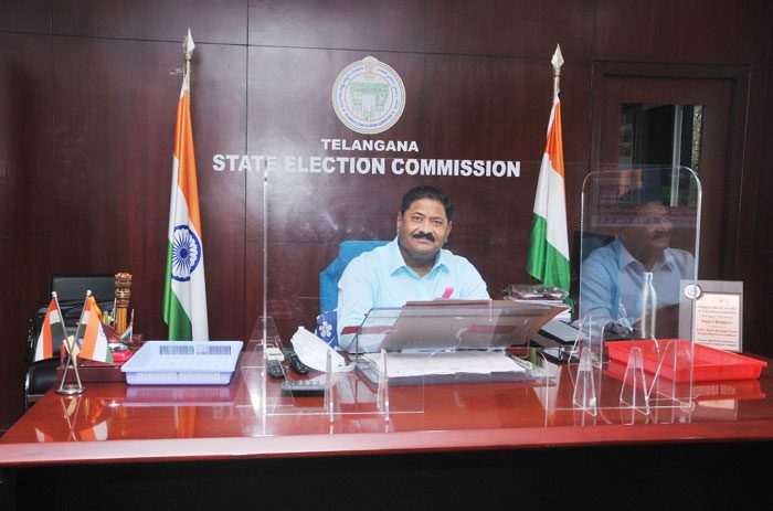 మున్సిపల్‌ ఎన్నికలు యథాతథం