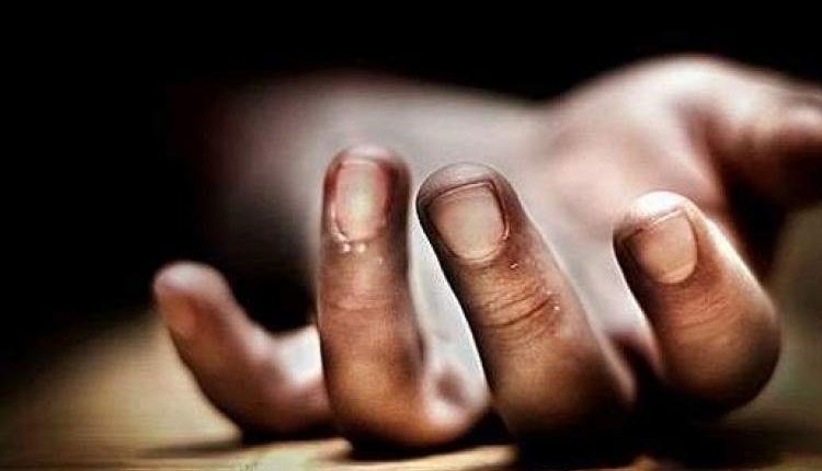 కరోనాతో హెడ్‌కానిస్టేబుల్‌ మృతి