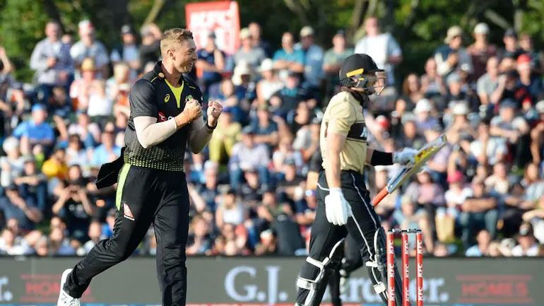 ఆర్‌సీబీకి గుడ్‌న్యూస్‌..జట్టుతో చేరిన ఆసీస్‌ ఆల్‌రౌండర్‌