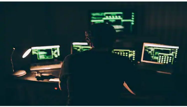 ప్రేయసిపై కసి : విష రసాయనాలకు ఆర్డర్‌ ఇస్తూ దొరికిపోయాడు!