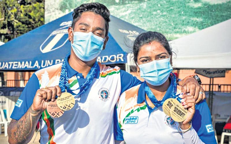 భారత్‌కు త్రిస్వర్ణాలు