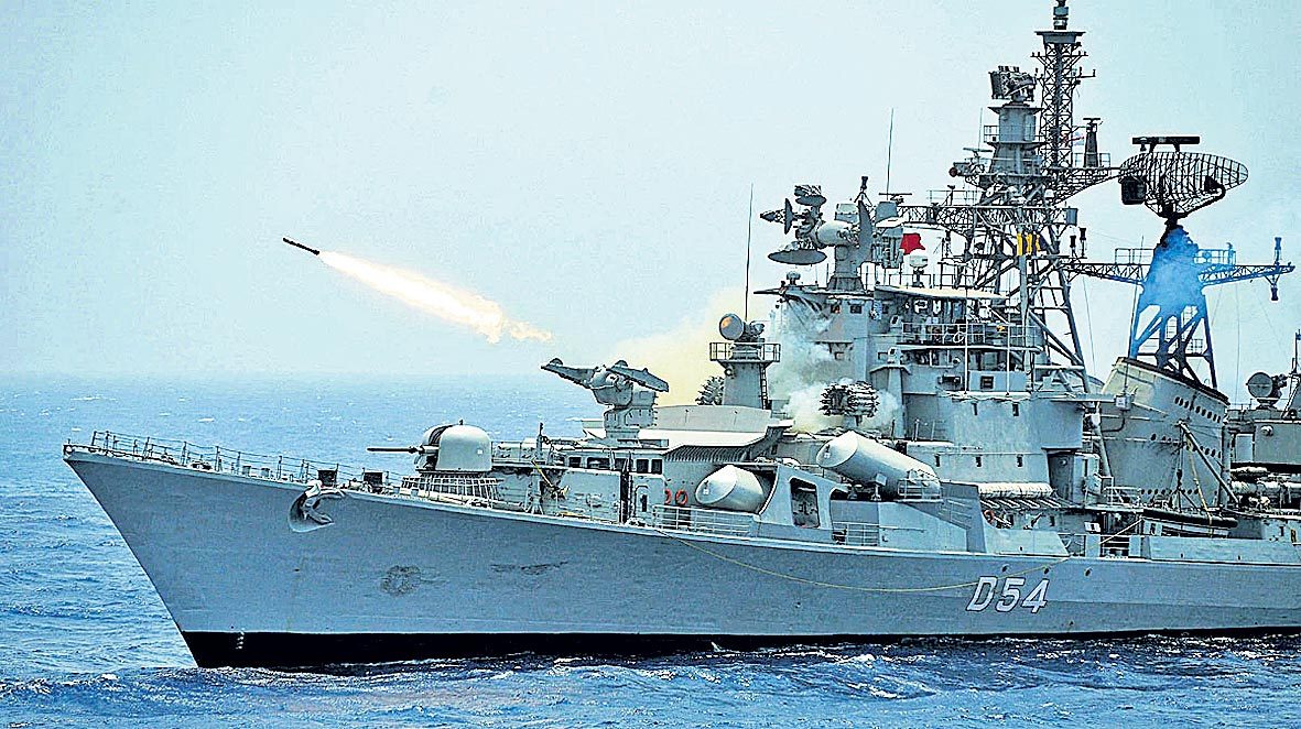 శత్రు క్షిపణులను దారి మళ్లించే చాఫ్‌